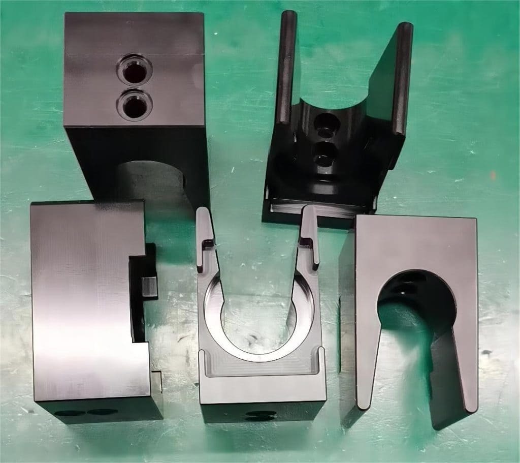 CNC-Machined-POM-plastic-Parts